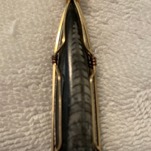 Fossil Pendant - Picture 4 of 4